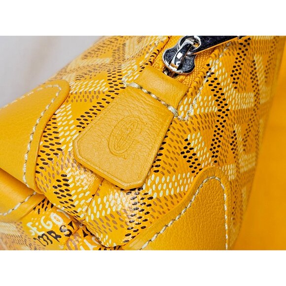 GOYARD Vendome Cosmetic Pouch Zip Gold Yellow + Dust Bag Tags - Picture 9 of 16